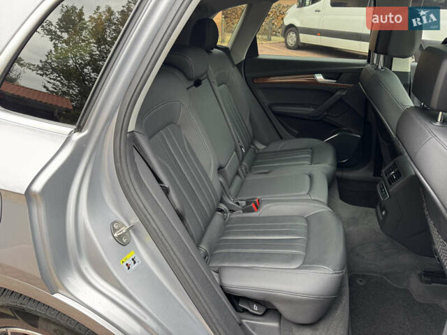 Серый Ауди Ку 5, объемом двигателя 2 л и пробегом 131 тыс. км за 30500 $, фото 60 на Automoto.ua