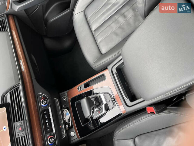 Серый Ауди Ку 5, объемом двигателя 1.98 л и пробегом 153 тыс. км за 29500 $, фото 21 на Automoto.ua