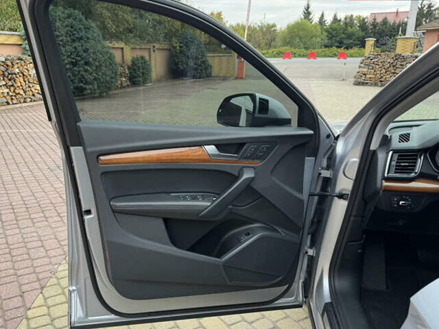 Серый Ауди Ку 5, объемом двигателя 2 л и пробегом 131 тыс. км за 30500 $, фото 28 на Automoto.ua