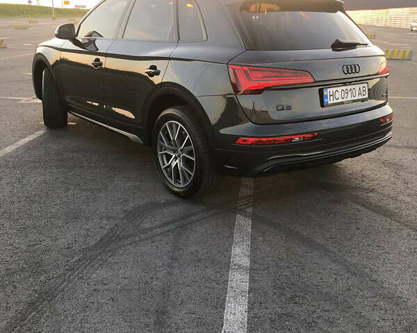 Серый Ауди Ку 5, объемом двигателя 1.98 л и пробегом 50 тыс. км за 39500 $, фото 20 на Automoto.ua