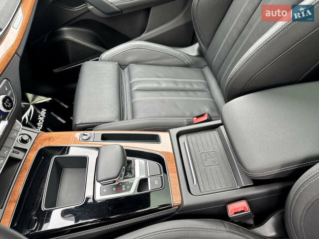 Серый Ауди Ку 5, объемом двигателя 1.98 л и пробегом 41 тыс. км за 51900 $, фото 34 на Automoto.ua