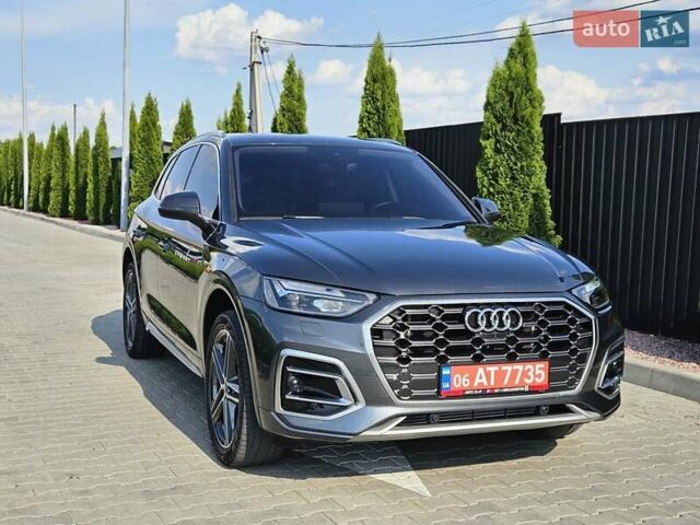 Серый Ауди Ку 5, объемом двигателя 1.98 л и пробегом 67 тыс. км за 38500 $, фото 26 на Automoto.ua