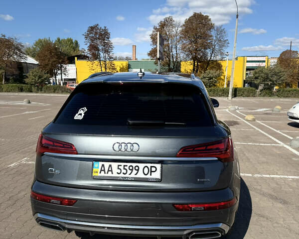 Серый Ауди Ку 5, объемом двигателя 1.97 л и пробегом 81 тыс. км за 44500 $, фото 3 на Automoto.ua