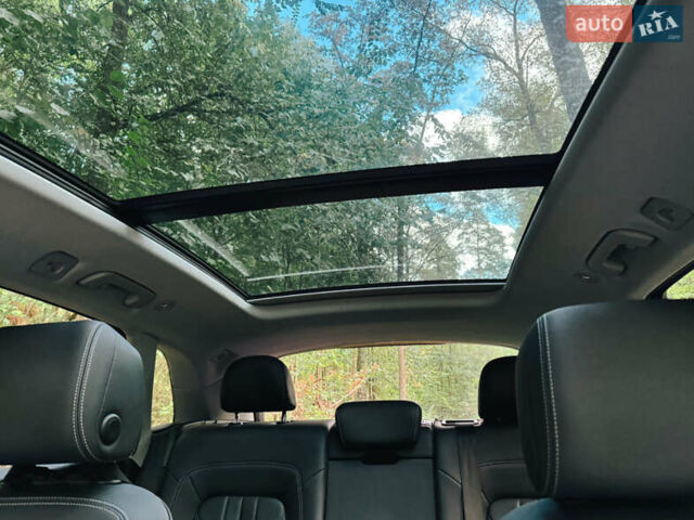 Сірий Ауді Ку 5, об'ємом двигуна 1.98 л та пробігом 29 тис. км за 37879 $, фото 17 на Automoto.ua