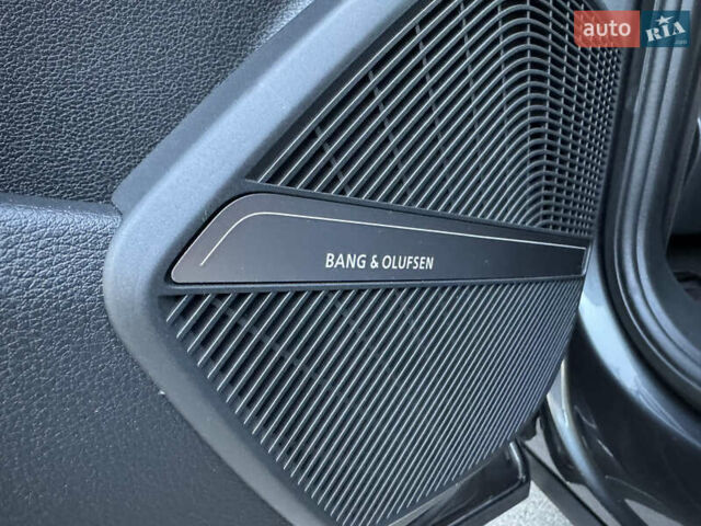 Сірий Ауді Ку 5, об'ємом двигуна 1.98 л та пробігом 25 тис. км за 39800 $, фото 41 на Automoto.ua
