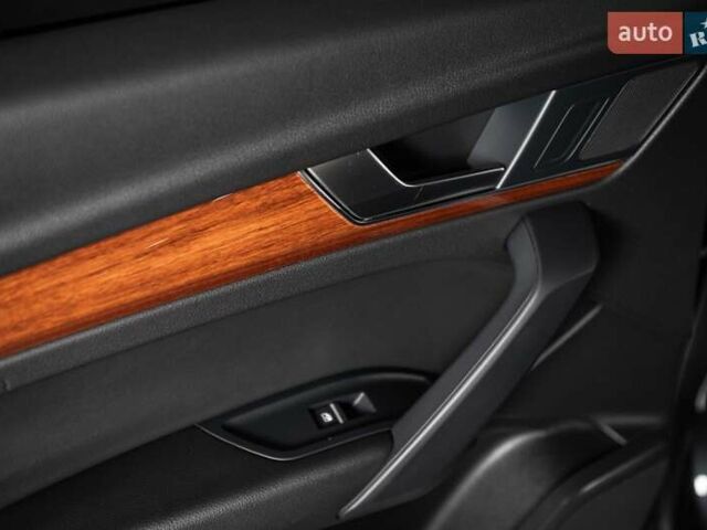 Серый Ауди Ку 5, объемом двигателя 1.98 л и пробегом 42 тыс. км за 36900 $, фото 5 на Automoto.ua