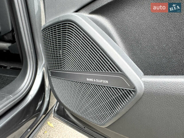 Серый Ауди Ку 5, объемом двигателя 1.98 л и пробегом 41 тыс. км за 51900 $, фото 30 на Automoto.ua