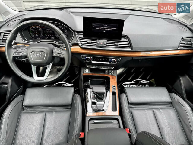 Серый Ауди Ку 5, объемом двигателя 1.98 л и пробегом 41 тыс. км за 51900 $, фото 14 на Automoto.ua