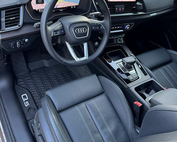 Сірий Ауді Ку 5, об'ємом двигуна 1.98 л та пробігом 25 тис. км за 39800 $, фото 21 на Automoto.ua