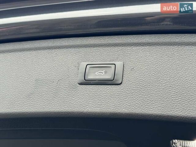 Серый Ауди Ку 5, объемом двигателя 3 л и пробегом 135 тыс. км за 44500 $, фото 37 на Automoto.ua