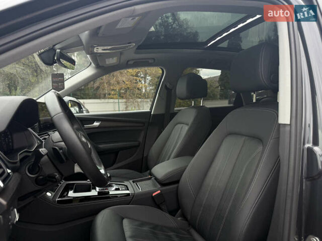 Серый Ауди Ку 5, объемом двигателя 1.98 л и пробегом 119 тыс. км за 33500 $, фото 25 на Automoto.ua