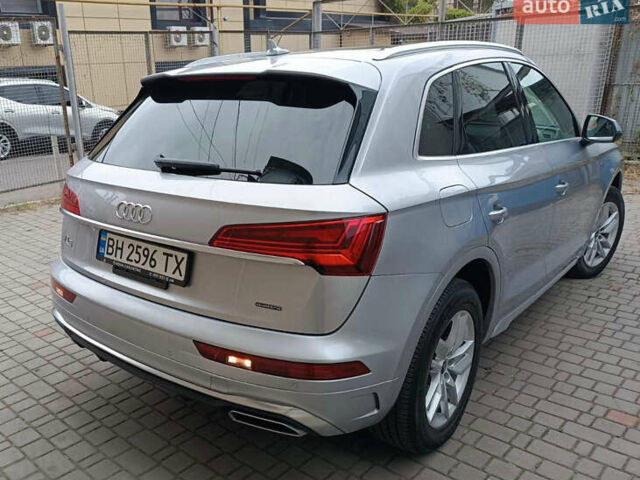Серый Ауди Ку 5, объемом двигателя 1.98 л и пробегом 25 тыс. км за 36500 $, фото 3 на Automoto.ua
