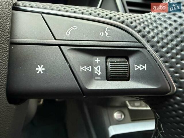 Серый Ауди Ку 5, объемом двигателя 1.97 л и пробегом 35 тыс. км за 59990 $, фото 50 на Automoto.ua