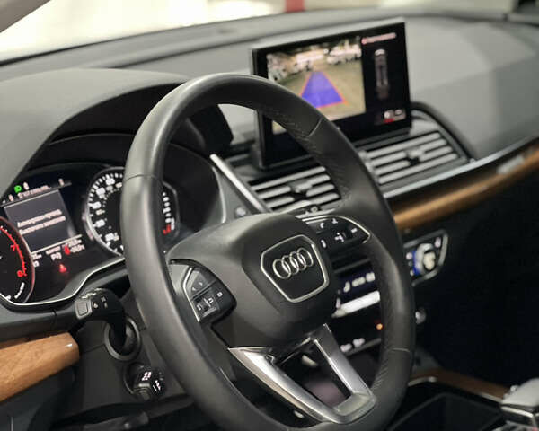 Серый Ауди Ку 5, объемом двигателя 1.98 л и пробегом 18 тыс. км за 34700 $, фото 27 на Automoto.ua