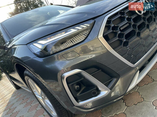 Серый Ауди Ку 5, объемом двигателя 1.97 л и пробегом 51 тыс. км за 55500 $, фото 5 на Automoto.ua