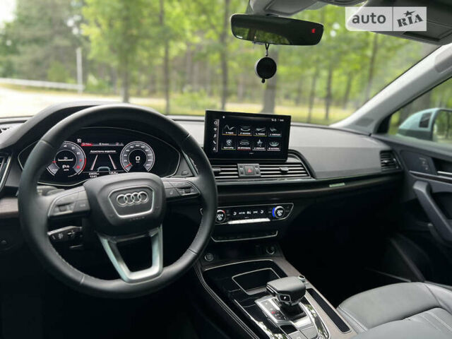Серый Ауди Ку 5, объемом двигателя 1.98 л и пробегом 34 тыс. км за 40500 $, фото 34 на Automoto.ua