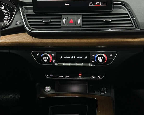 Серый Ауди Ку 5, объемом двигателя 1.98 л и пробегом 18 тыс. км за 34700 $, фото 33 на Automoto.ua