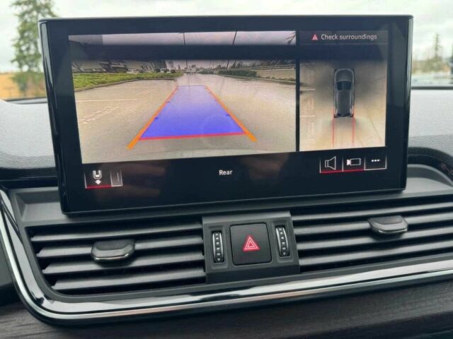 Сірий Ауді Ку 5, об'ємом двигуна 2 л та пробігом 28 тис. км за 27200 $, фото 14 на Automoto.ua