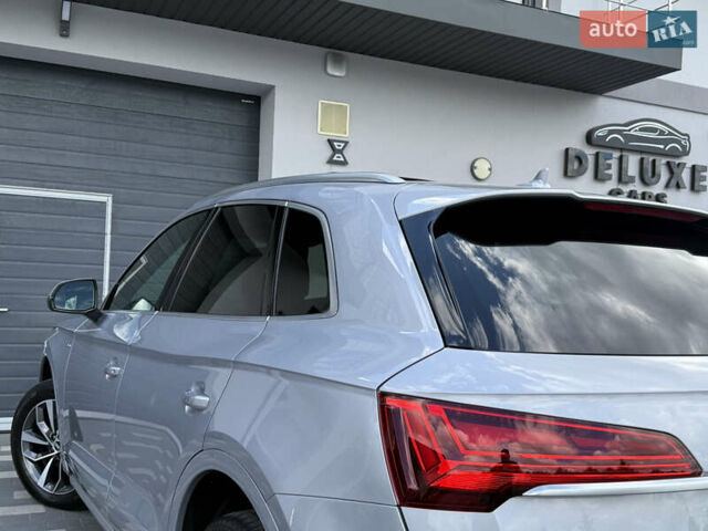 Сірий Ауді Ку 5, об'ємом двигуна 2 л та пробігом 23 тис. км за 39900 $, фото 47 на Automoto.ua