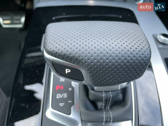 Серый Ауди Ку 5, объемом двигателя 1.97 л и пробегом 51 тыс. км за 55500 $, фото 21 на Automoto.ua