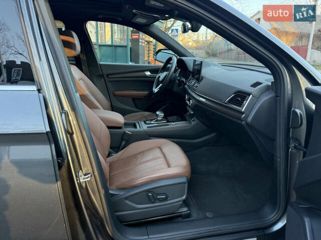 Серый Ауди Ку 5, объемом двигателя 1.98 л и пробегом 56 тыс. км за 37000 $, фото 8 на Automoto.ua