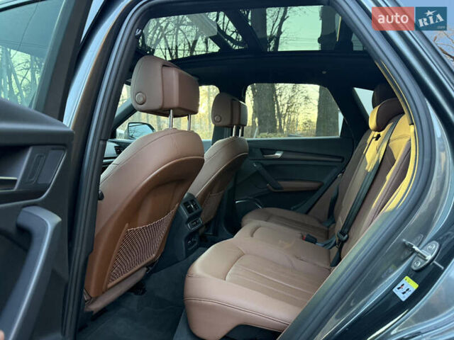 Серый Ауди Ку 5, объемом двигателя 1.98 л и пробегом 56 тыс. км за 37000 $, фото 10 на Automoto.ua