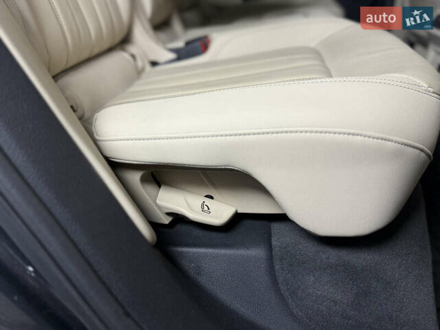 Серый Ауди Ку 5, объемом двигателя 1.98 л и пробегом 3 тыс. км за 34700 $, фото 57 на Automoto.ua