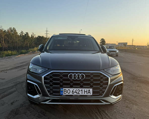 Сірий Ауді Ку 5, об'ємом двигуна 1.98 л та пробігом 38 тис. км за 37500 $, фото 2 на Automoto.ua