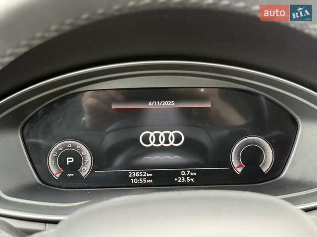 Сірий Ауді Ку 5, об'ємом двигуна 2 л та пробігом 23 тис. км за 39900 $, фото 113 на Automoto.ua