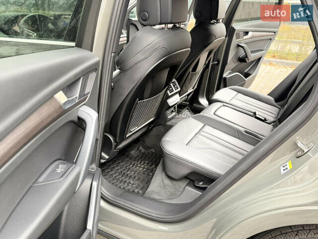 Серый Ауди Ку 5, объемом двигателя 1.98 л и пробегом 31 тыс. км за 39900 $, фото 23 на Automoto.ua