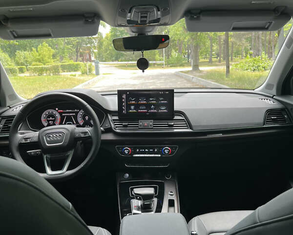 Серый Ауди Ку 5, объемом двигателя 1.98 л и пробегом 34 тыс. км за 40500 $, фото 30 на Automoto.ua