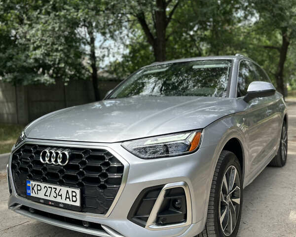 Серый Ауди Ку 5, объемом двигателя 1.98 л и пробегом 34 тыс. км за 40500 $, фото 2 на Automoto.ua