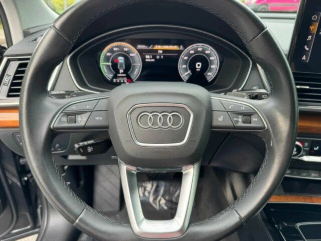 Сірий Ауді Ку 5, об'ємом двигуна 2 л та пробігом 30 тис. км за 27200 $, фото 7 на Automoto.ua