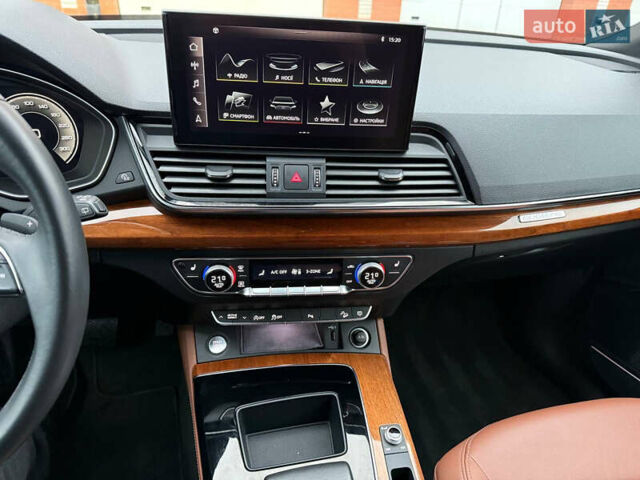 Серый Ауди Ку 5, объемом двигателя 1.98 л и пробегом 67 тыс. км за 40500 $, фото 11 на Automoto.ua