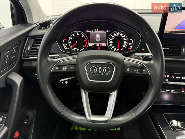 Сірий Ауді Ку 5, об'ємом двигуна 1.98 л та пробігом 494 тис. км за 42900 $, фото 7 на Automoto.ua