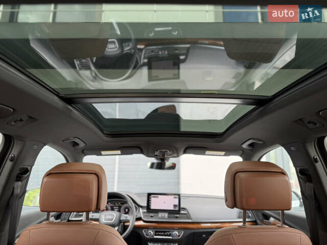 Сірий Ауді Ку 5, об'ємом двигуна 2 л та пробігом 23 тис. км за 39900 $, фото 156 на Automoto.ua