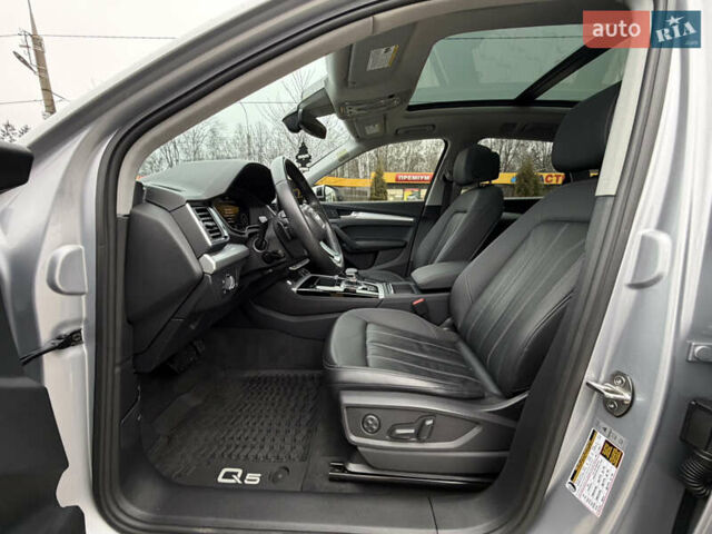 Серый Ауди Ку 5, объемом двигателя 2 л и пробегом 46 тыс. км за 33900 $, фото 30 на Automoto.ua