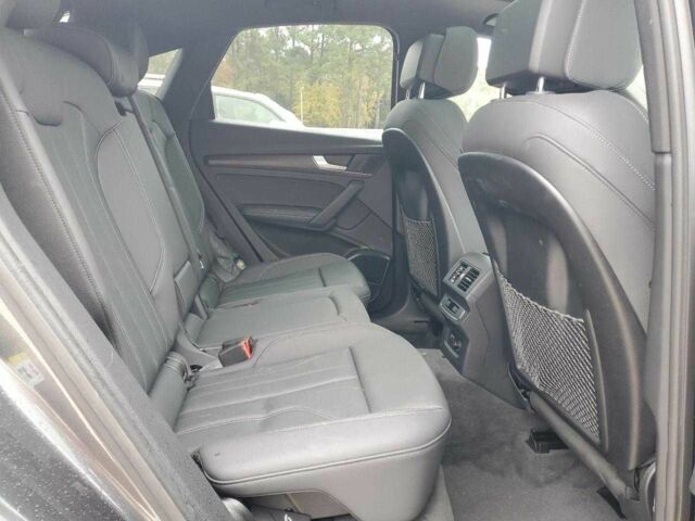 Серый Ауди Ку 5, объемом двигателя 2 л и пробегом 59 тыс. км за 19000 $, фото 10 на Automoto.ua