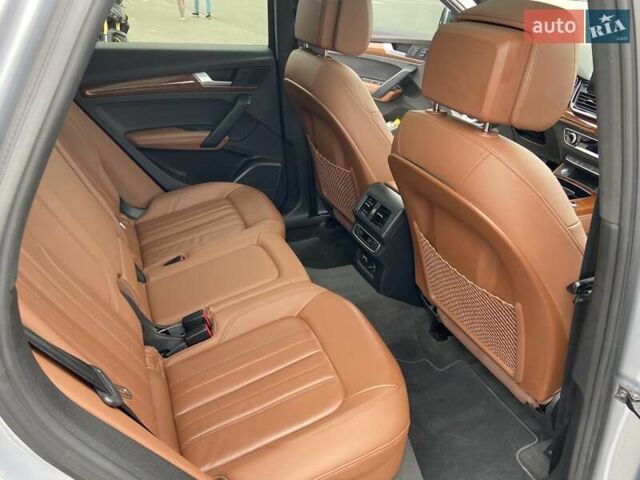 Серый Ауди Ку 5, объемом двигателя 1.98 л и пробегом 55 тыс. км за 37300 $, фото 43 на Automoto.ua