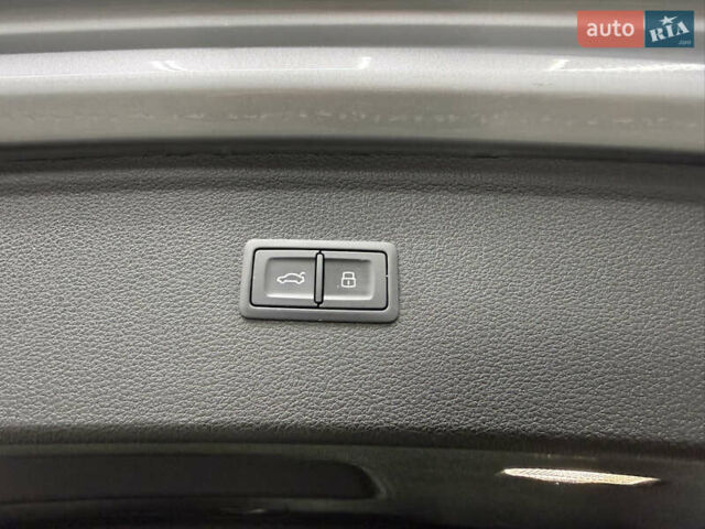 Сірий Ауді Ку 5, об'ємом двигуна 1.98 л та пробігом 494 тис. км за 42900 $, фото 21 на Automoto.ua