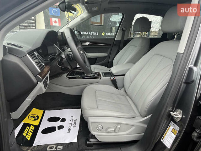 Серый Ауди Ку 5, объемом двигателя 1.98 л и пробегом 41 тыс. км за 37999 $, фото 16 на Automoto.ua