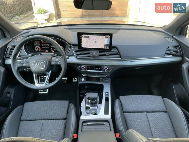 Серый Ауди Ку 5, объемом двигателя 1.97 л и пробегом 51 тыс. км за 55500 $, фото 26 на Automoto.ua