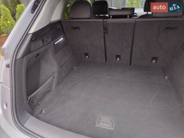 Серый Ауди Ку 5, объемом двигателя 1.98 л и пробегом 76 тыс. км за 31200 $, фото 29 на Automoto.ua