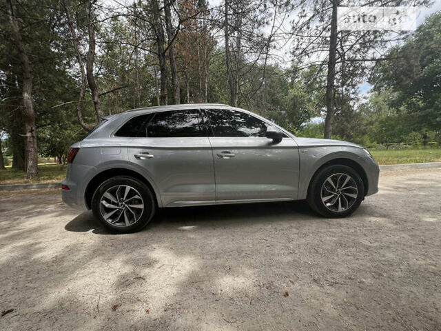 Серый Ауди Ку 5, объемом двигателя 1.98 л и пробегом 34 тыс. км за 40500 $, фото 13 на Automoto.ua