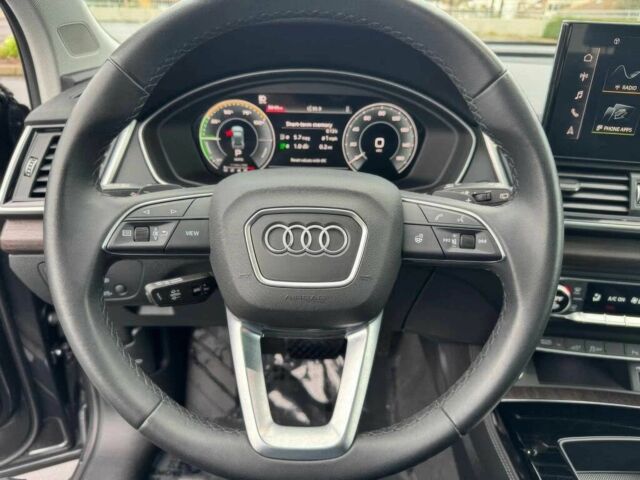 Сірий Ауді Ку 5, об'ємом двигуна 2 л та пробігом 28 тис. км за 27200 $, фото 10 на Automoto.ua