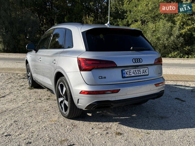 Ауди Ку 5 2022 в Днепре (Днепропетровске) на Automoto.ua Серый Ауди Ку 5, объемом двигателя 2 л и пробегом 22 тыс. км за 47000 $, фото 3 на Automoto.ua