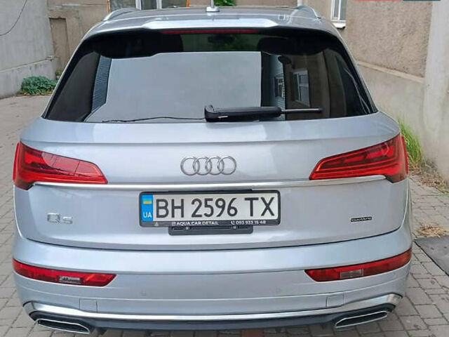 Серый Ауди Ку 5, объемом двигателя 1.98 л и пробегом 25 тыс. км за 36500 $, фото 2 на Automoto.ua