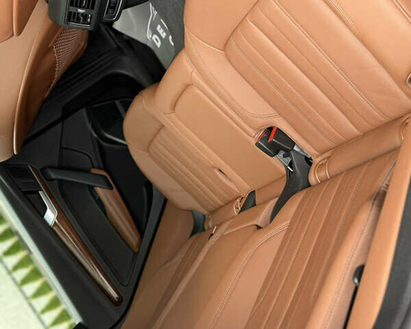 Сірий Ауді Ку 5, об'ємом двигуна 2 л та пробігом 23 тис. км за 39900 $, фото 129 на Automoto.ua