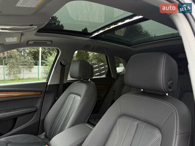 Серый Ауди Ку 5, объемом двигателя 1.98 л и пробегом 51 тыс. км за 37500 $, фото 16 на Automoto.ua