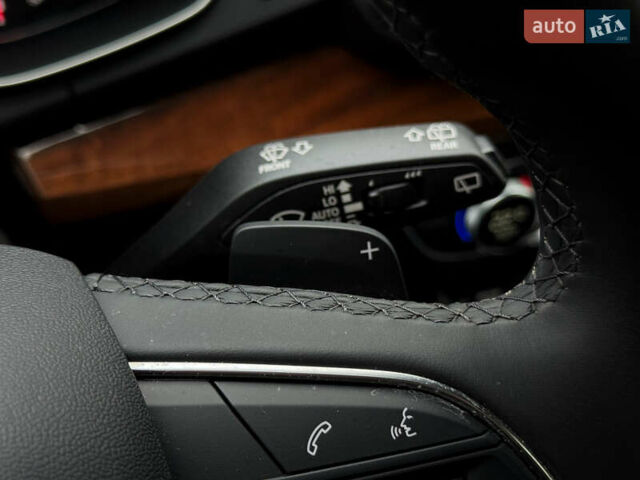 Серый Ауди Ку 5, объемом двигателя 1.98 л и пробегом 10 тыс. км за 42000 $, фото 27 на Automoto.ua